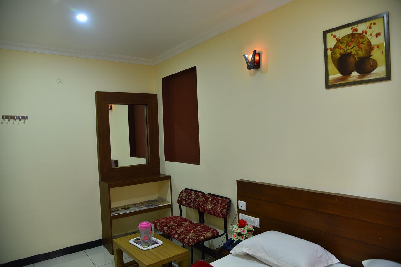 Ezhil Residency Ξενοδοχείο Kodaikanal Εξωτερικό φωτογραφία
